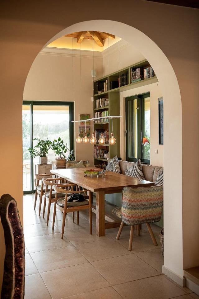 Dining room under a stone arch